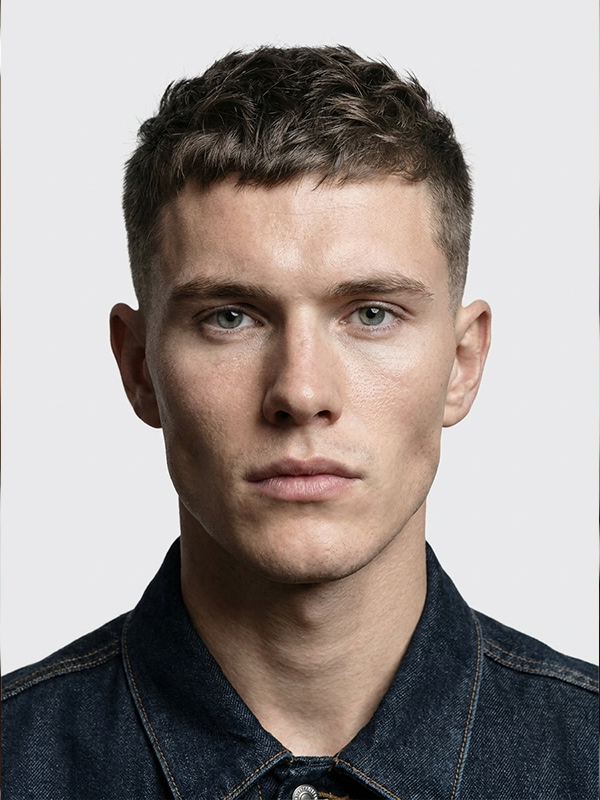 Na — Crew cut frisure